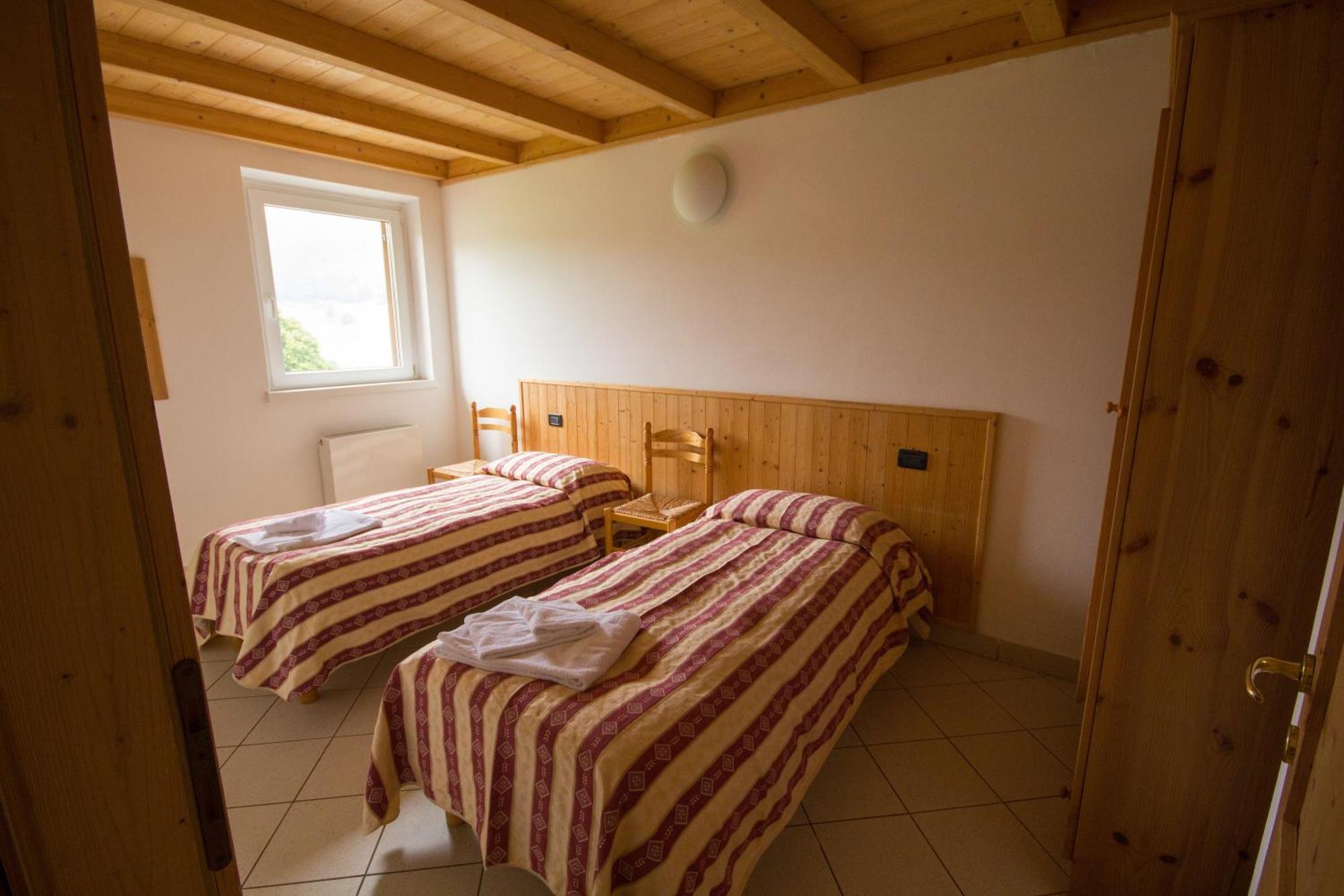 Hotel Residence Bellavista Brentonico Habitación foto